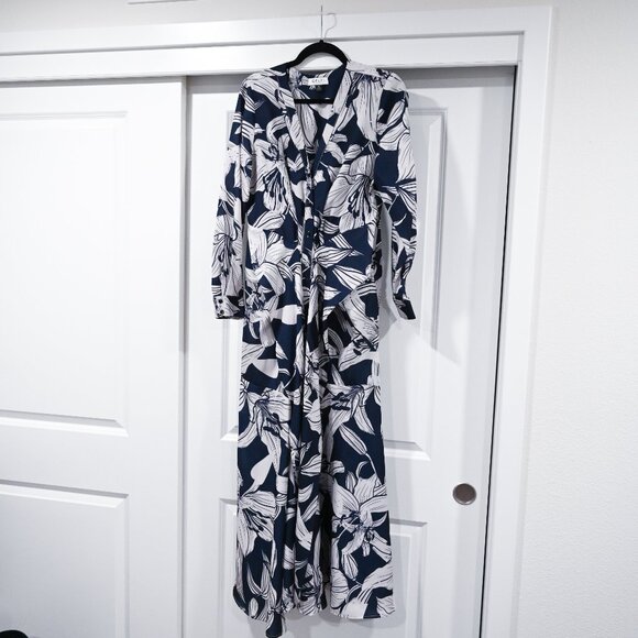 Delfi Collective Medium Camile Dress in Blue - Picture 4 of 10